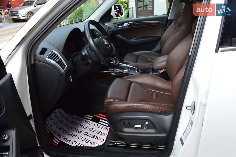 Позашляховик / Кросовер Audi Q5 2015 в Львові фото 13 Позашляховик / Кросовер Audi Q5 2015 в Львові