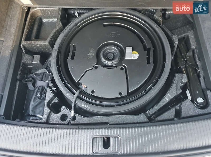 Позашляховик / Кросовер Audi Q5 2021 в Харкові
