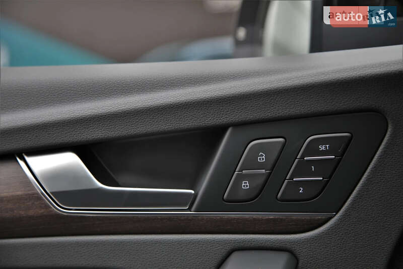 Позашляховик / Кросовер Audi Q5 2021 в Харкові