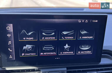 Позашляховик / Кросовер Audi Q5 2021 в 