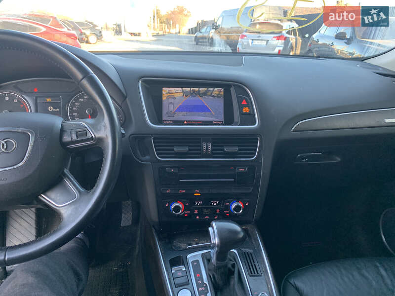 Позашляховик / Кросовер Audi Q5 2015 в Львові