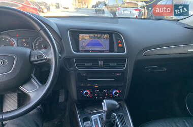 Внедорожник / Кроссовер Audi Q5 2015 в 