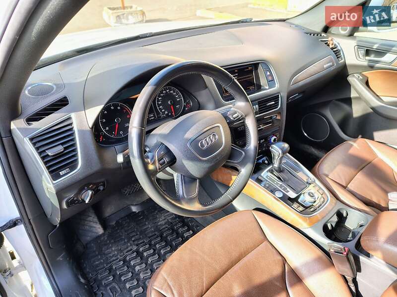 Внедорожник / Кроссовер Audi Q5 2013 в Днепре