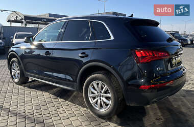 Внедорожник / Кроссовер Audi Q5 2019 в 
