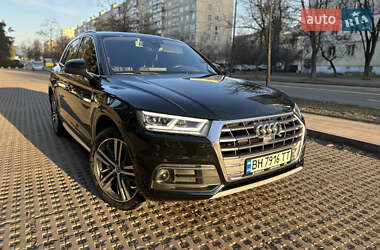 Внедорожник / Кроссовер Audi Q5 2020 в Киеве