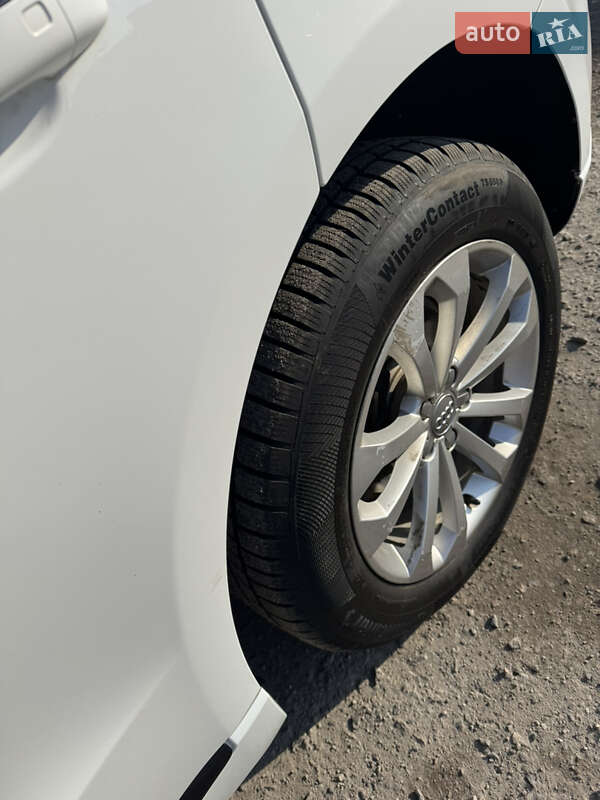 Внедорожник / Кроссовер Audi Q5 2014 в Александрие