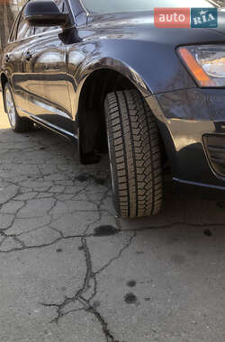 Внедорожник / Кроссовер Audi Q5 2011 в 