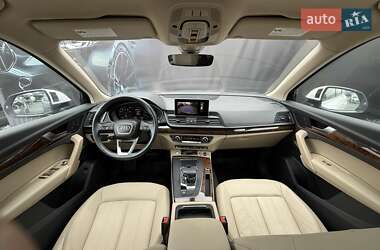 Позашляховик / Кросовер Audi Q5 2018 в Львові