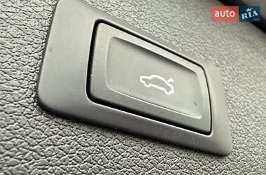 Внедорожник / Кроссовер Audi Q5 2015 в 