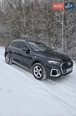 Внедорожник / Кроссовер Audi Q5 2021 в Прилуках