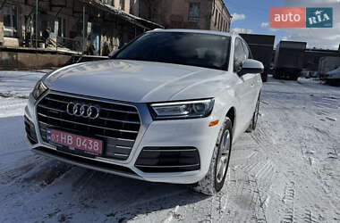 Внедорожник / Кроссовер Audi Q5 2018 в Луцке