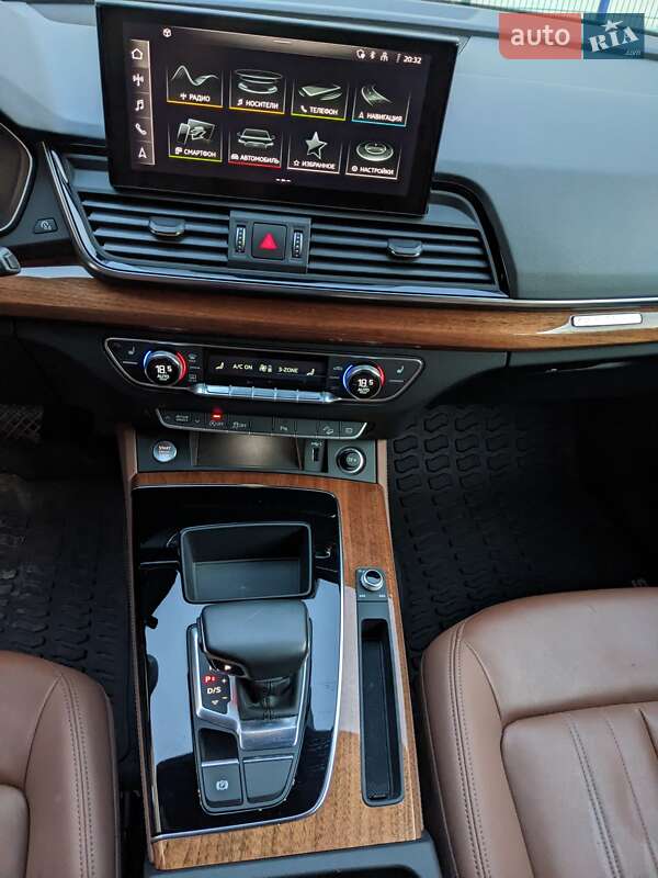 Внедорожник / Кроссовер Audi Q5 2021 в Одессе