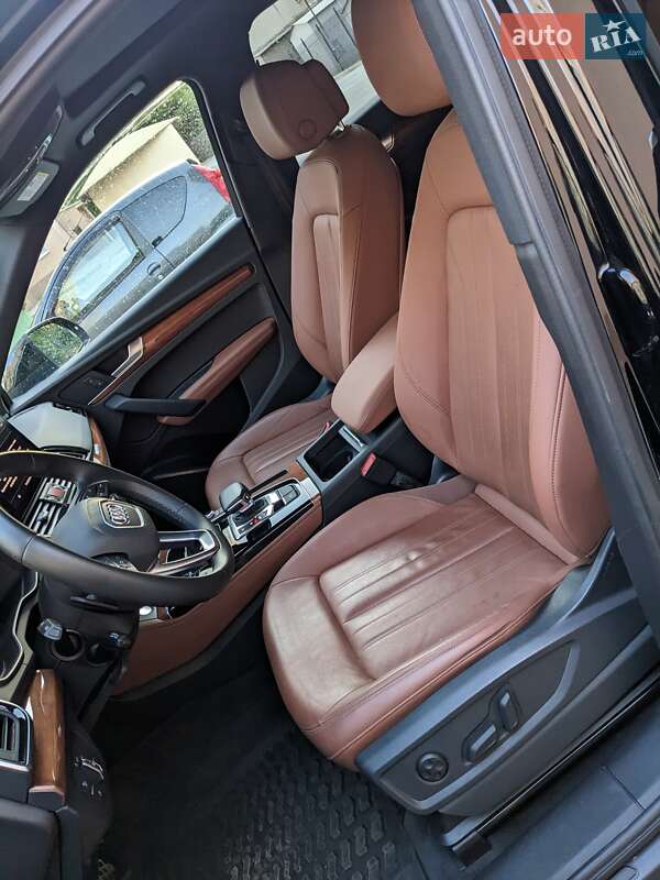 Внедорожник / Кроссовер Audi Q5 2021 в Одессе