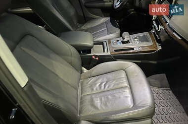 Внедорожник / Кроссовер Audi Q5 2018 в 