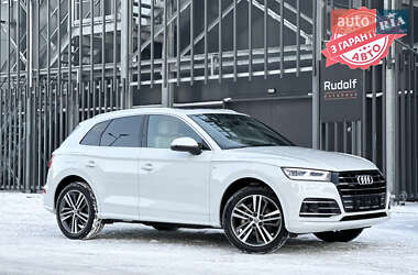 Внедорожник / Кроссовер Audi Q5 2020 в Киеве