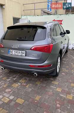 Внедорожник / Кроссовер Audi Q5 2012 в 