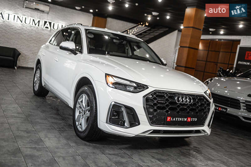Внедорожник / Кроссовер Audi Q5 2021 в Одессе