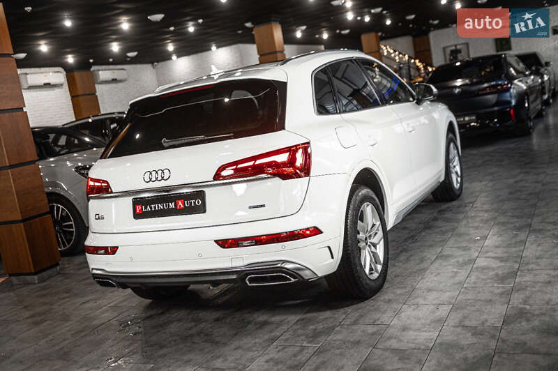 Внедорожник / Кроссовер Audi Q5 2021 в Одессе