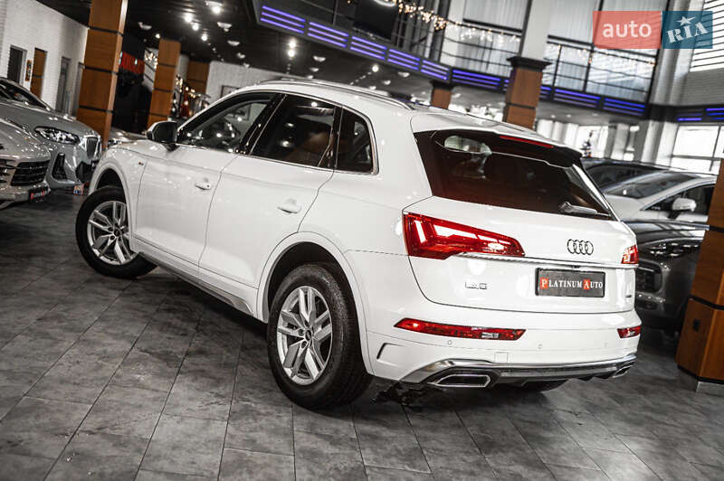 Внедорожник / Кроссовер Audi Q5 2021 в Одессе