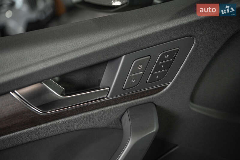 Внедорожник / Кроссовер Audi Q5 2021 в Одессе