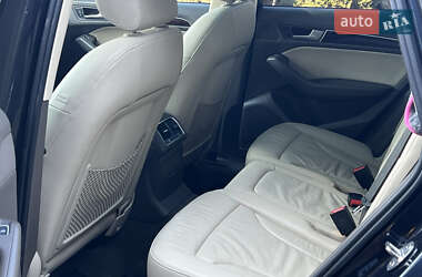Внедорожник / Кроссовер Audi Q5 2015 в 
