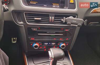 Внедорожник / Кроссовер Audi Q5 2015 в 