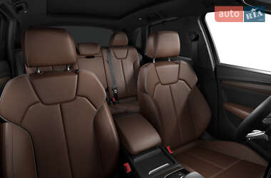 Внедорожник / Кроссовер Audi Q5 2023 в 