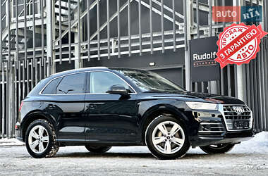 Внедорожник / Кроссовер Audi Q5 2020 в Киеве