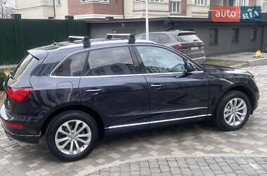 Позашляховик / Кросовер Audi Q5 2015 в 