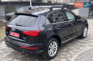 Позашляховик / Кросовер Audi Q5 2015 в 