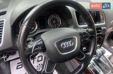 Позашляховик / Кросовер Audi Q5 2015 в 