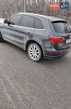 Внедорожник / Кроссовер Audi Q5 2011 в 