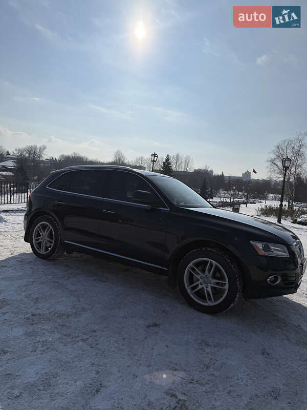 Внедорожник / Кроссовер Audi Q5 2016 в Сумах