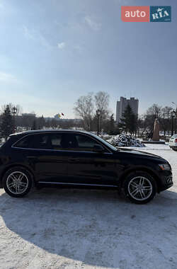 Внедорожник / Кроссовер Audi Q5 2016 в 