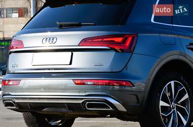 Внедорожник / Кроссовер Audi Q5 2022 в 
