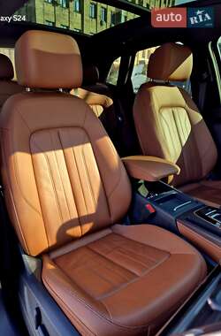 Внедорожник / Кроссовер Audi Q5 2022 в 