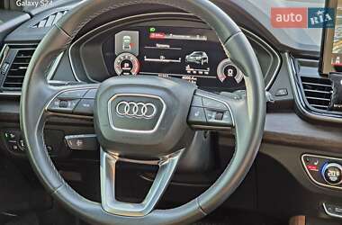Внедорожник / Кроссовер Audi Q5 2022 в 