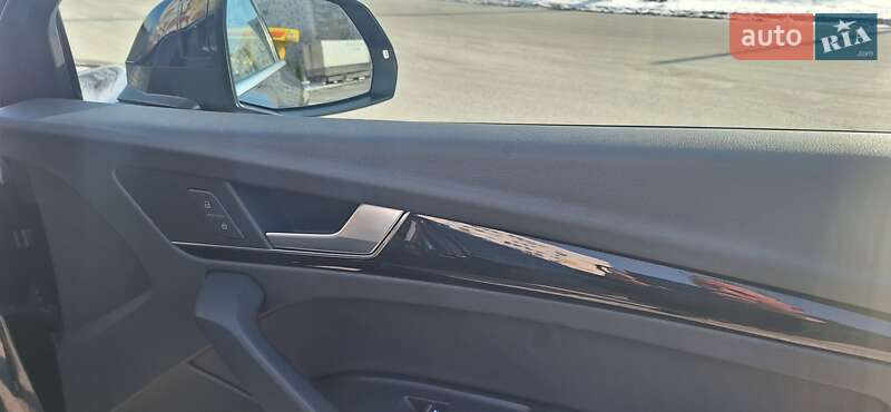 Внедорожник / Кроссовер Audi Q5 2020 в Харькове