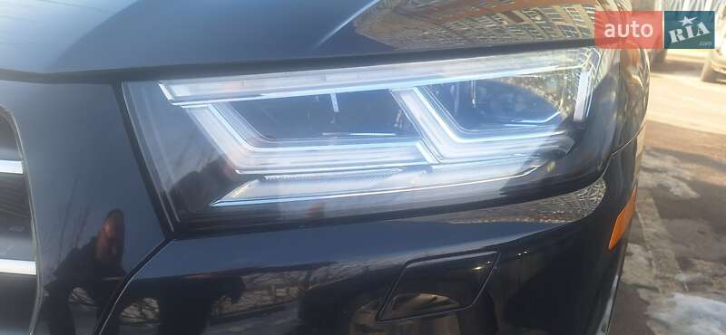 Внедорожник / Кроссовер Audi Q5 2020 в Харькове