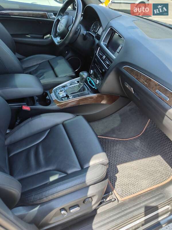 Внедорожник / Кроссовер Audi Q5 2015 в Харькове