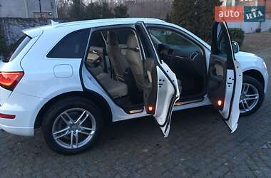 Внедорожник / Кроссовер Audi Q5 2016 в 
