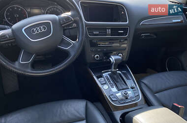 Внедорожник / Кроссовер Audi Q5 2015 в 