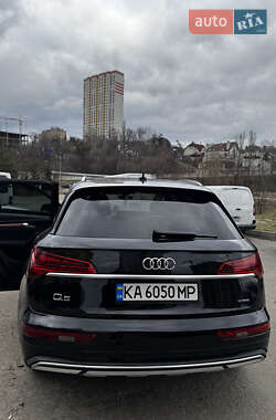 Позашляховик / Кросовер Audi Q5 2020 в Києві