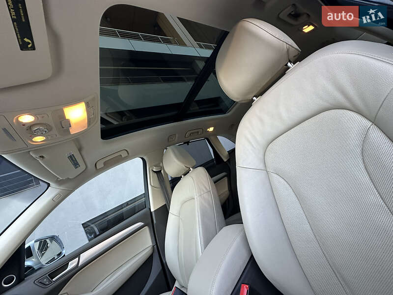 Позашляховик / Кросовер Audi Q5 2015 в Львові