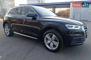 Внедорожник / Кроссовер Audi Q5 2017 в 