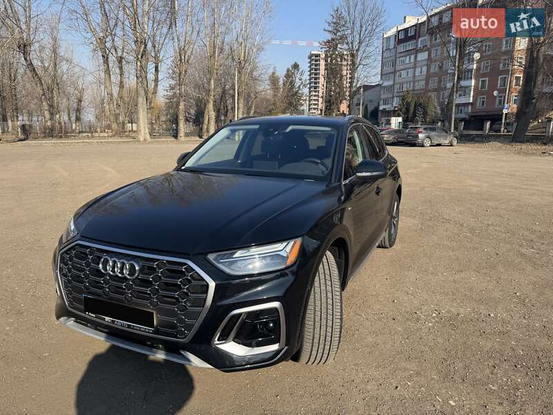 Внедорожник / Кроссовер Audi Q5 2023 в Киеве