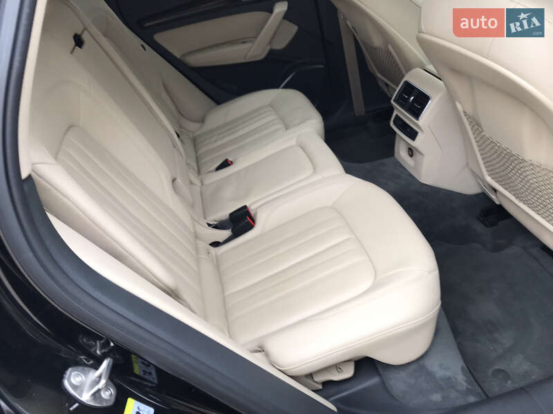 Внедорожник / Кроссовер Audi Q5 2019 в Киеве