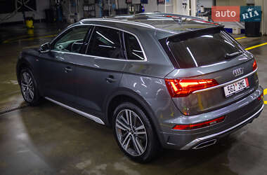 Внедорожник / Кроссовер Audi Q5 2021 в Черновцах