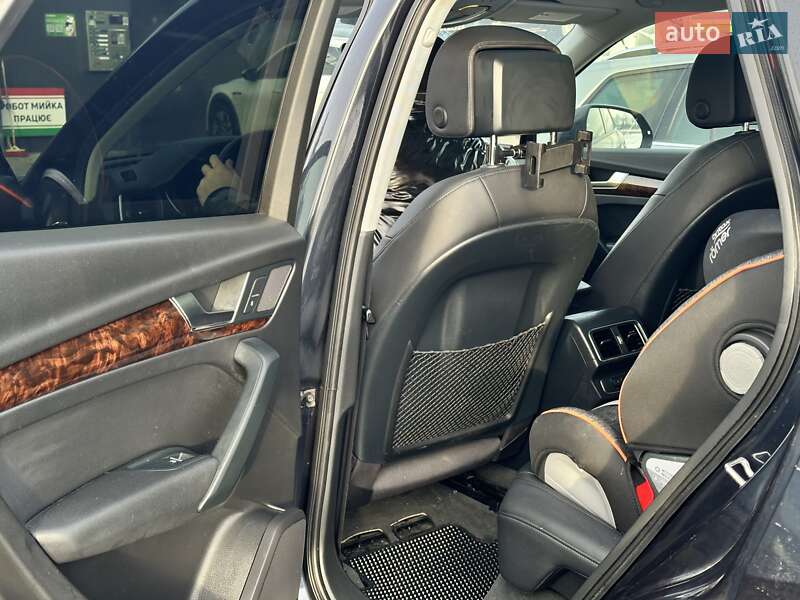 Внедорожник / Кроссовер Audi Q5 2017 в Львове