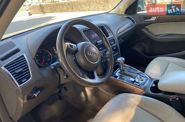 Внедорожник / Кроссовер Audi Q5 2012 в 